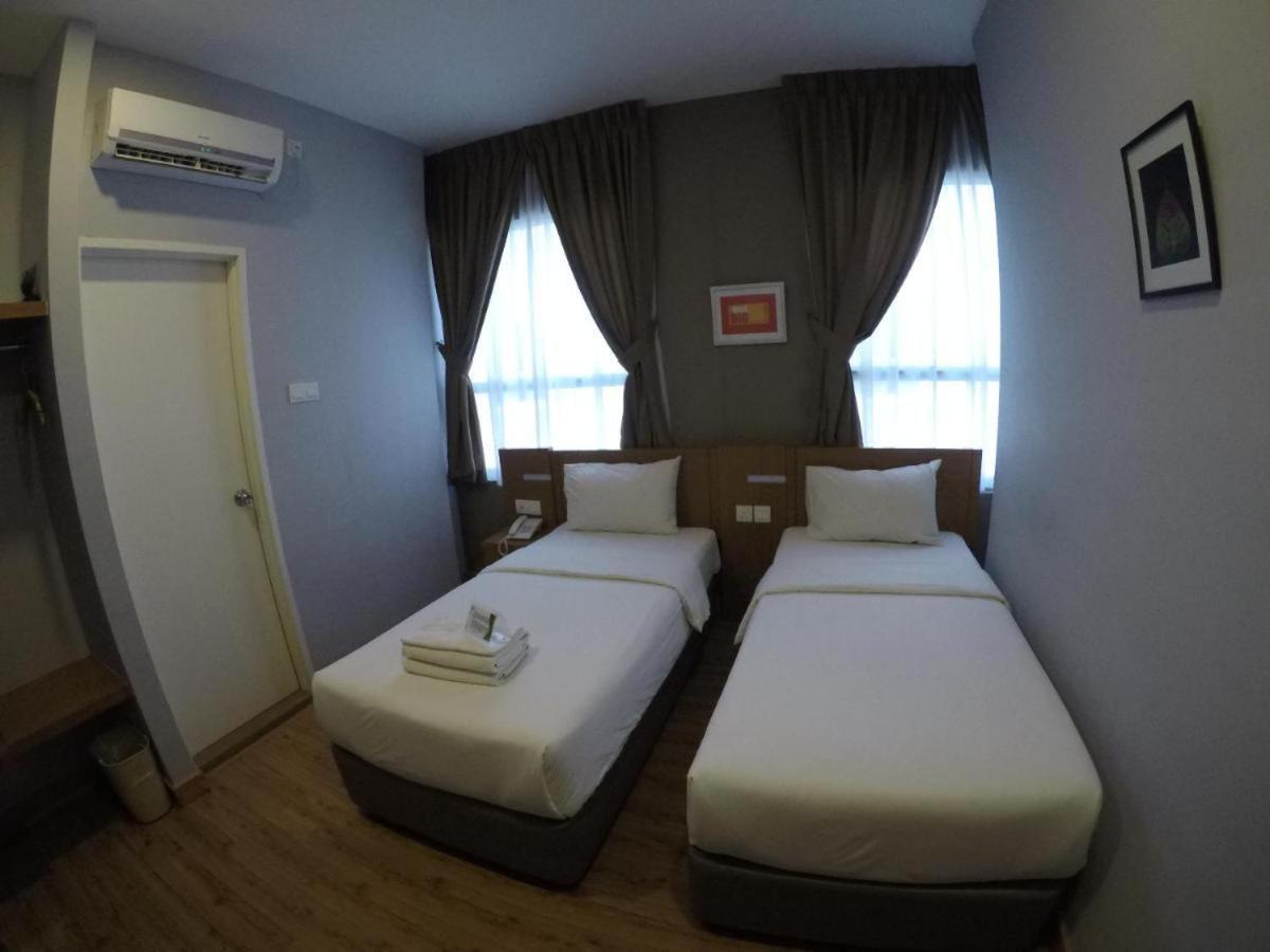 Golden Leaf Boutique Hotel Nusa Idaman Formerly Known As Ariana Hotel Johor Bahru Extérieur photo